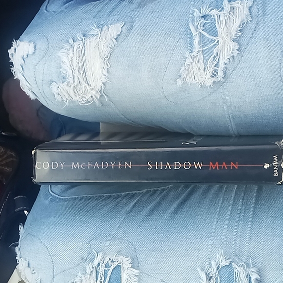 Shadow man - Picture 3 of 4